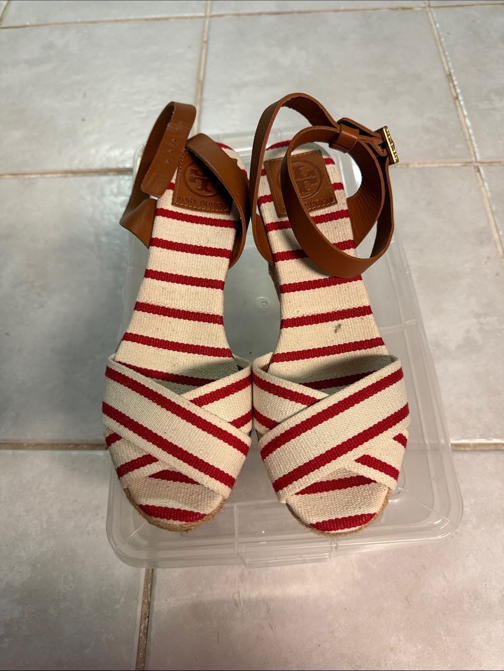 Leather Ankle-Strap Espadrille Sandals in Red and Cream